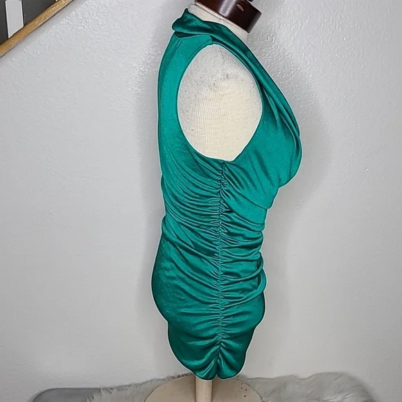 Express Top Size Small Emerald Green Bodycon Sleeveless Festive Dressy Holidays - Picture 4 of 8